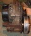 генератор всборе с о скобой крепления на двигатель и роликом натяжителя ремня